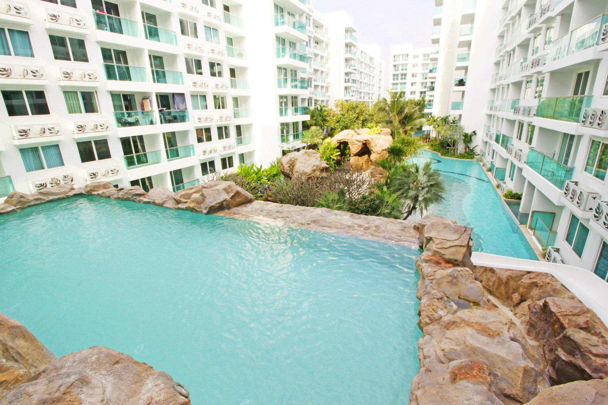 Amazon Residence By Pattaya Sunny Rentals Jomtien Beach Exterior photo