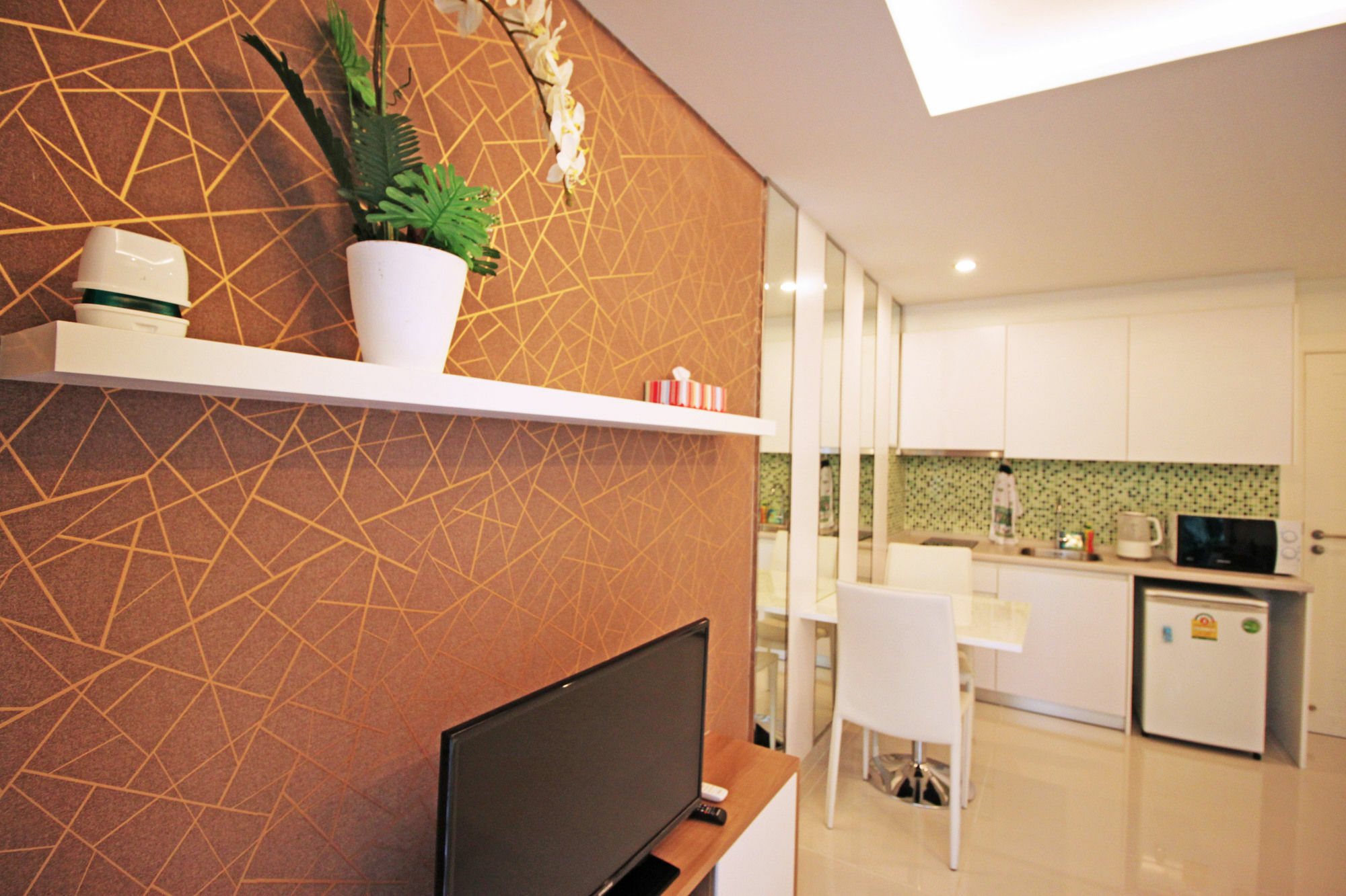 Amazon Residence By Pattaya Sunny Rentals Jomtien Beach Exterior photo